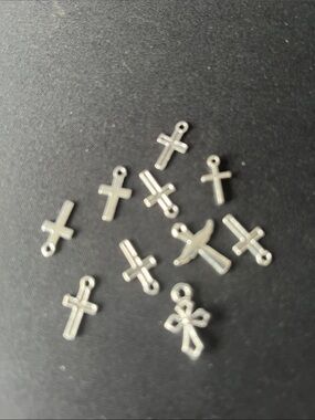 New 10 Charms Metal Cross for Jewelry Making and Crafts